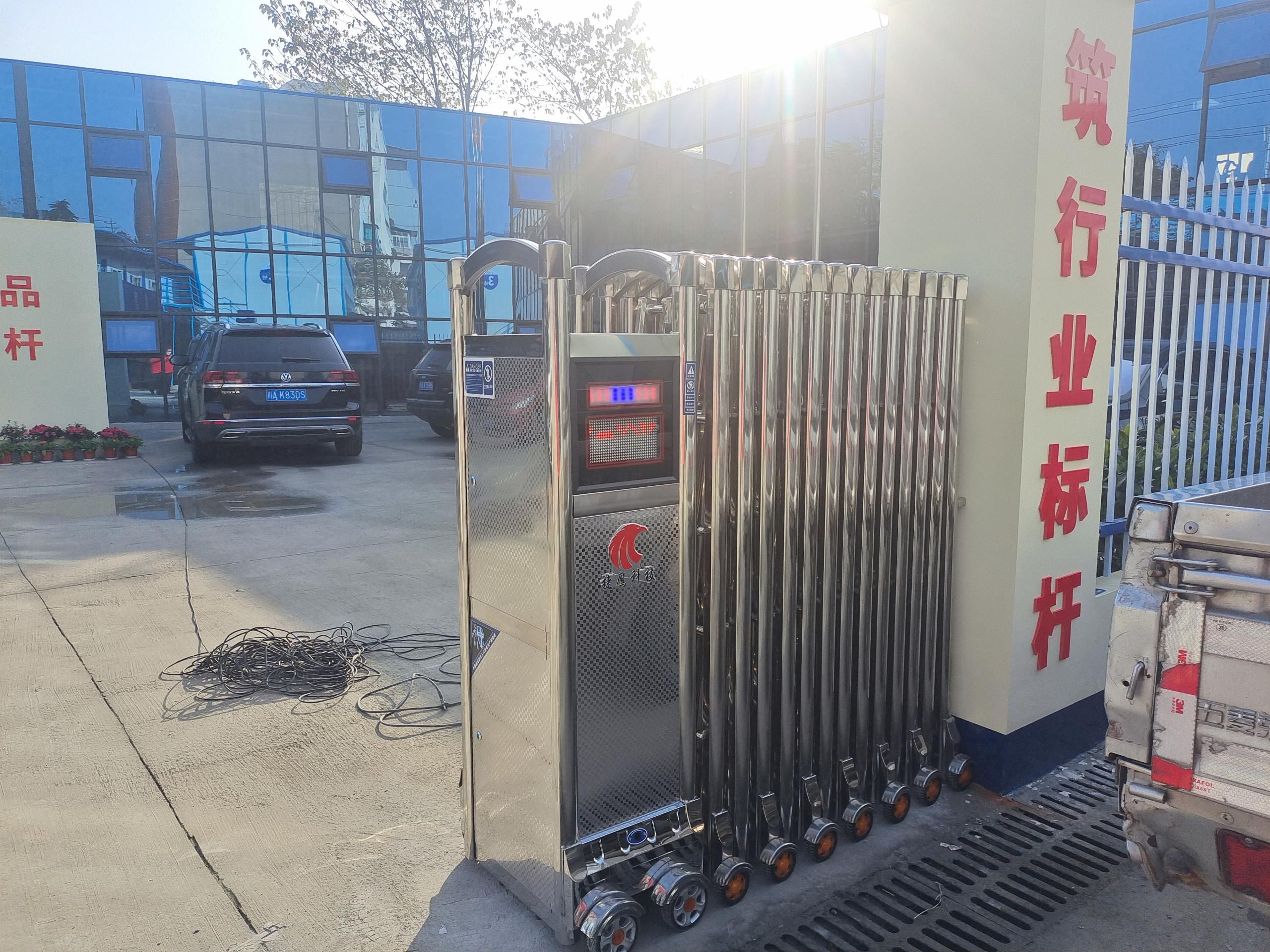 不鏽鋼伸縮門
